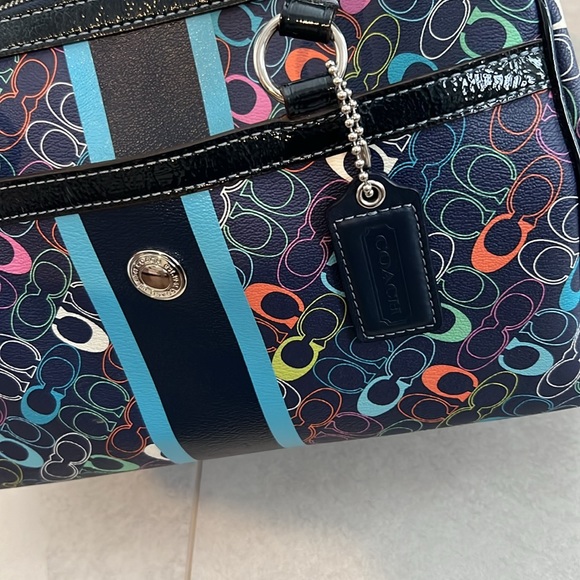 Coach Top Handle Bag!💙 - Picture 2 of 8